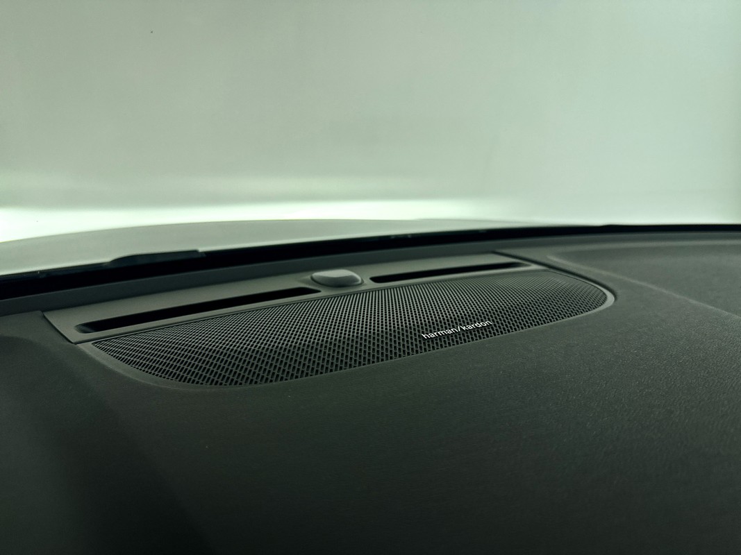 Volvo EX40