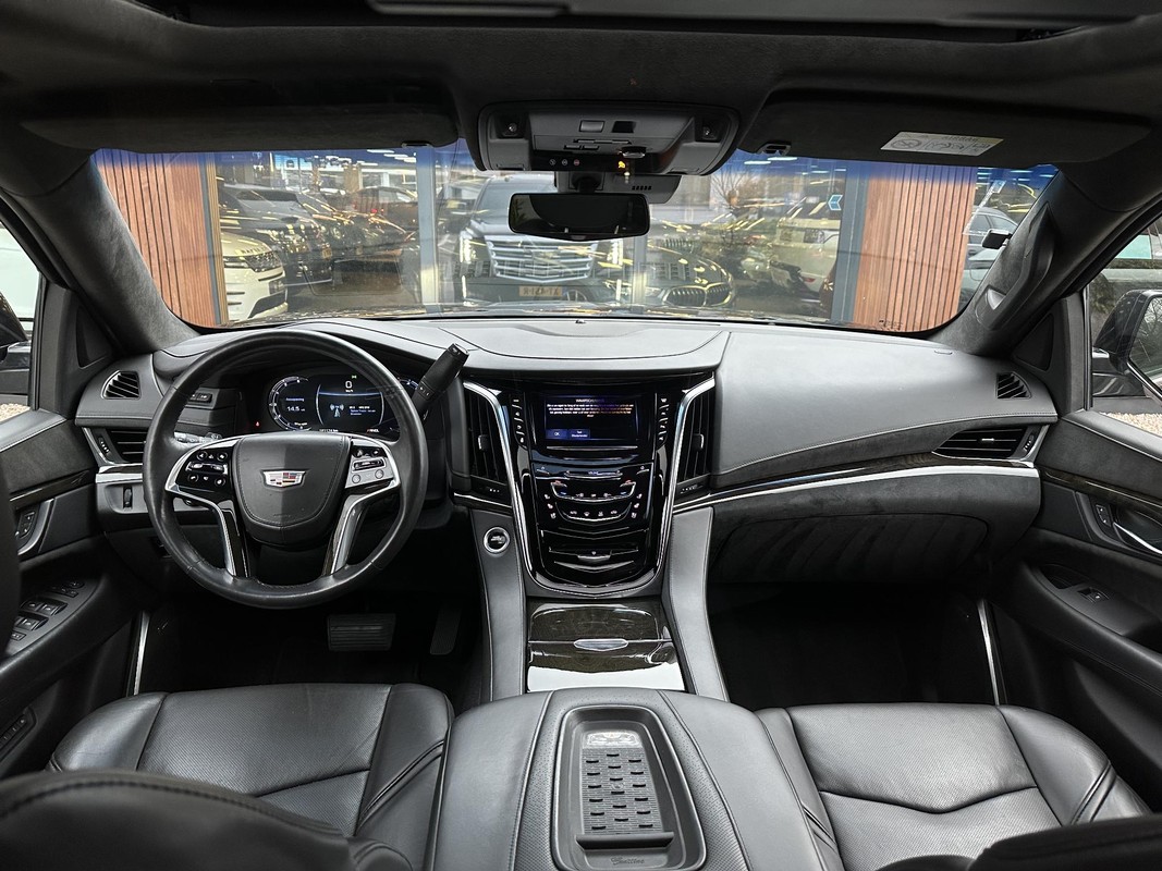 Cadillac Escalade