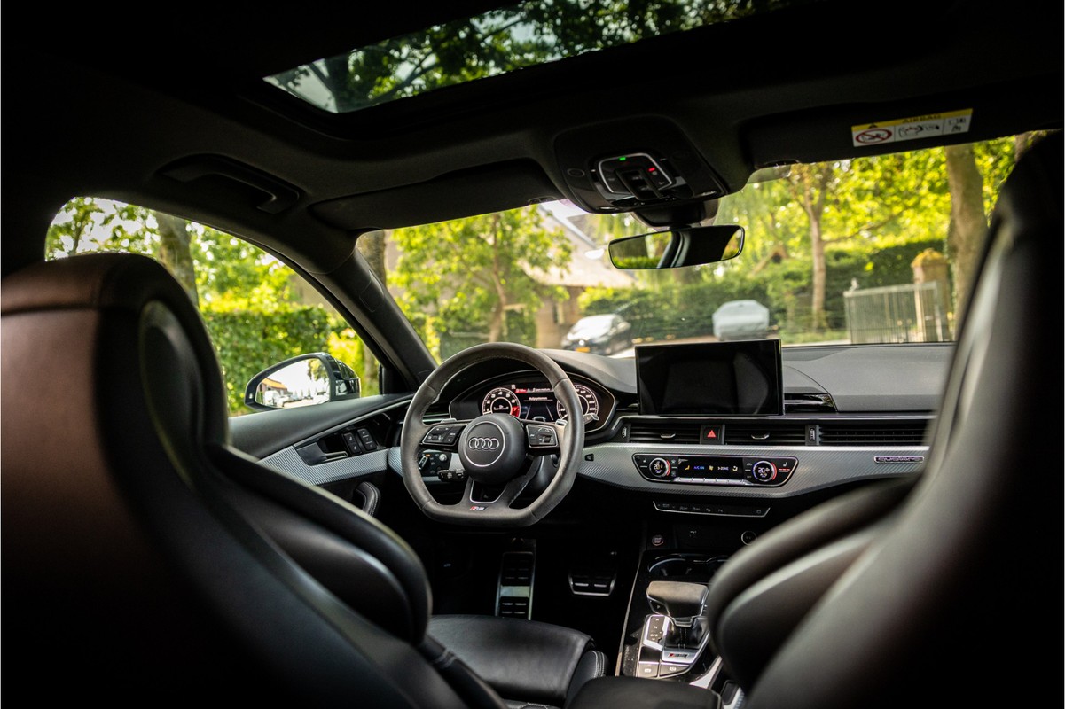 Audi RS4