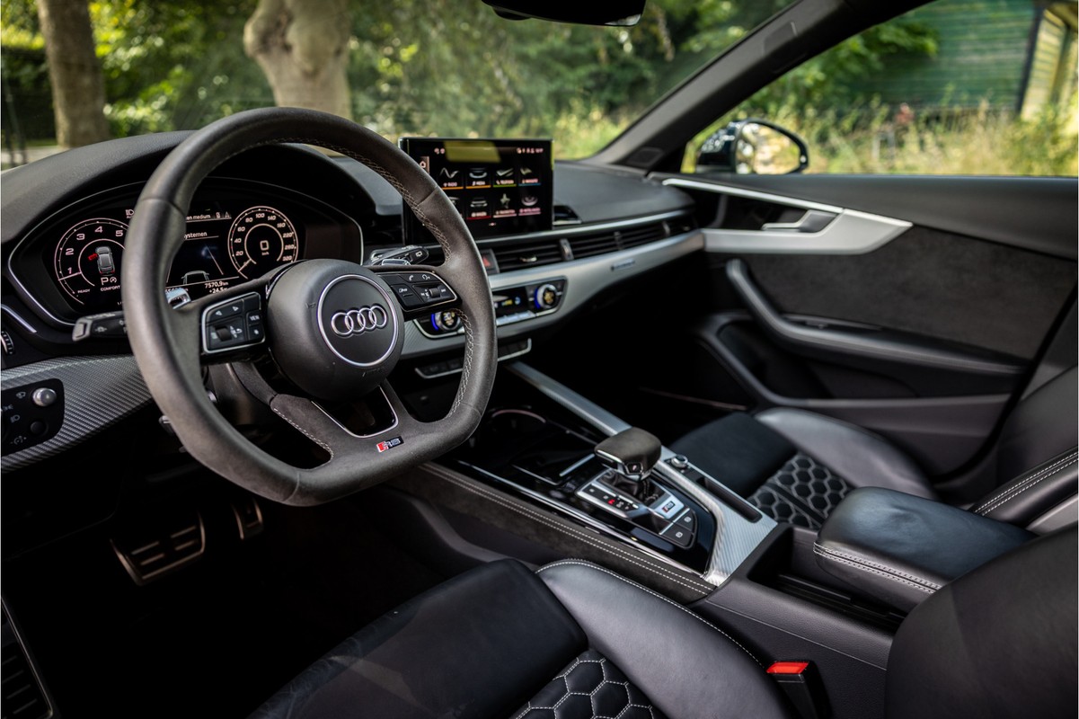 Audi RS4