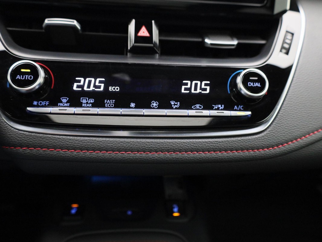Toyota Corolla Touring Sports
