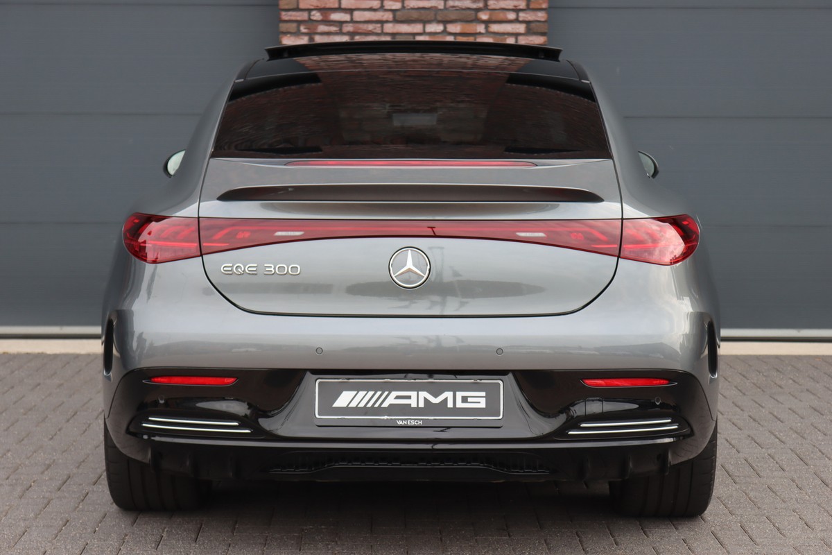 Mercedes-Benz EQE