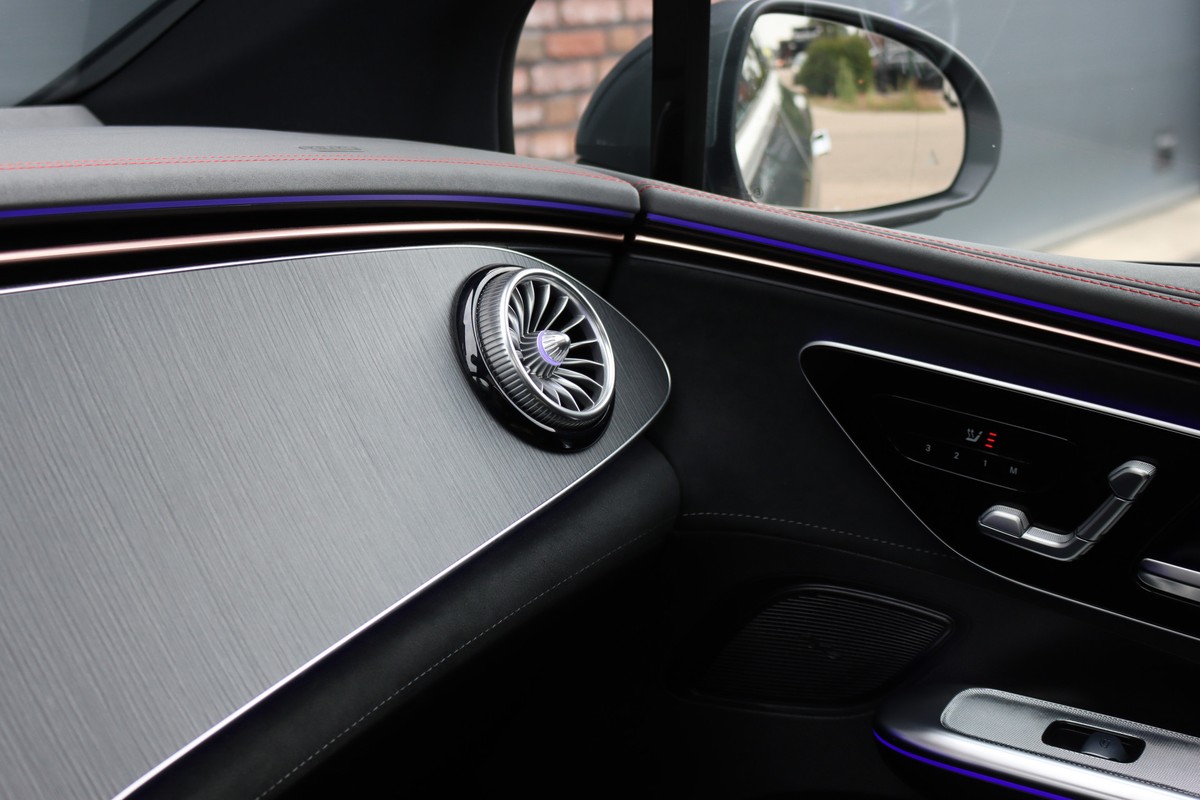 Mercedes-Benz EQE