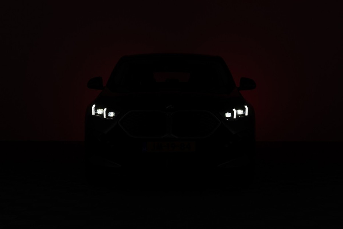 BMW iX2