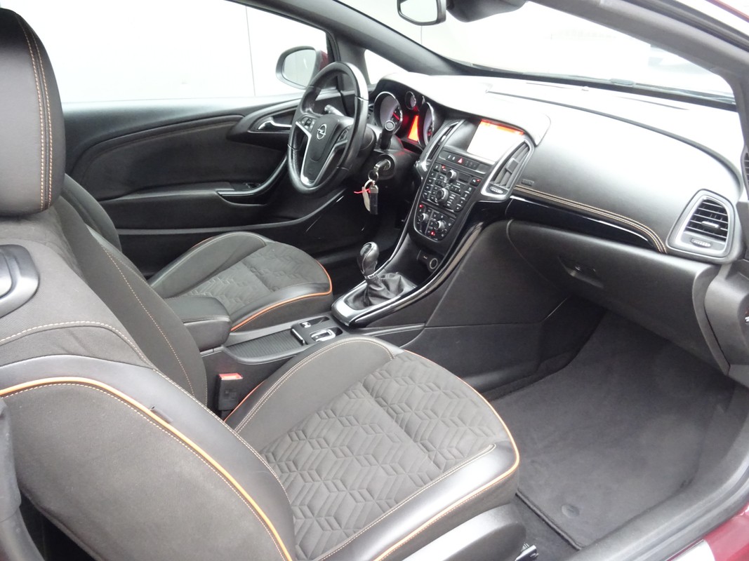 Opel Cascada