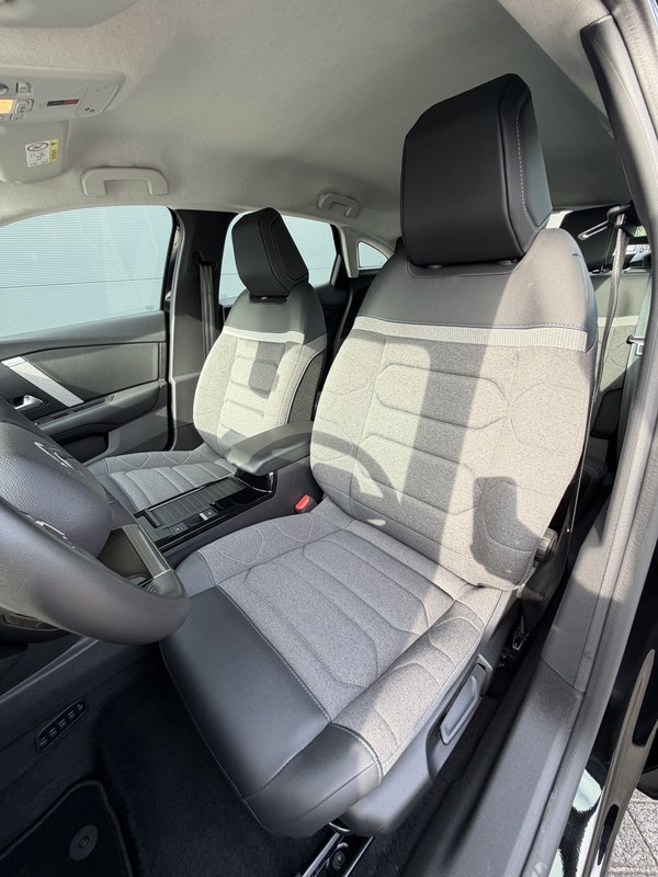 Citroën ë-C4