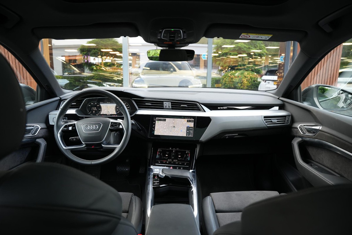 Audi e-tron