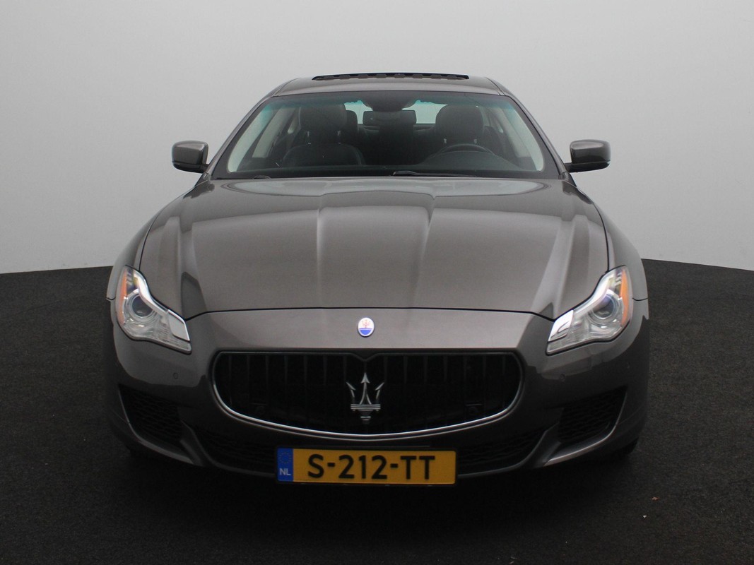 Maserati Quattroporte