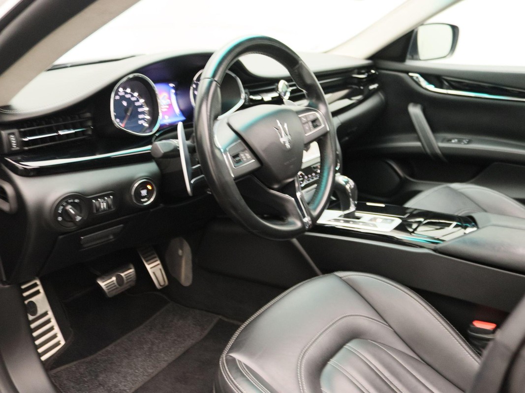 Maserati Quattroporte