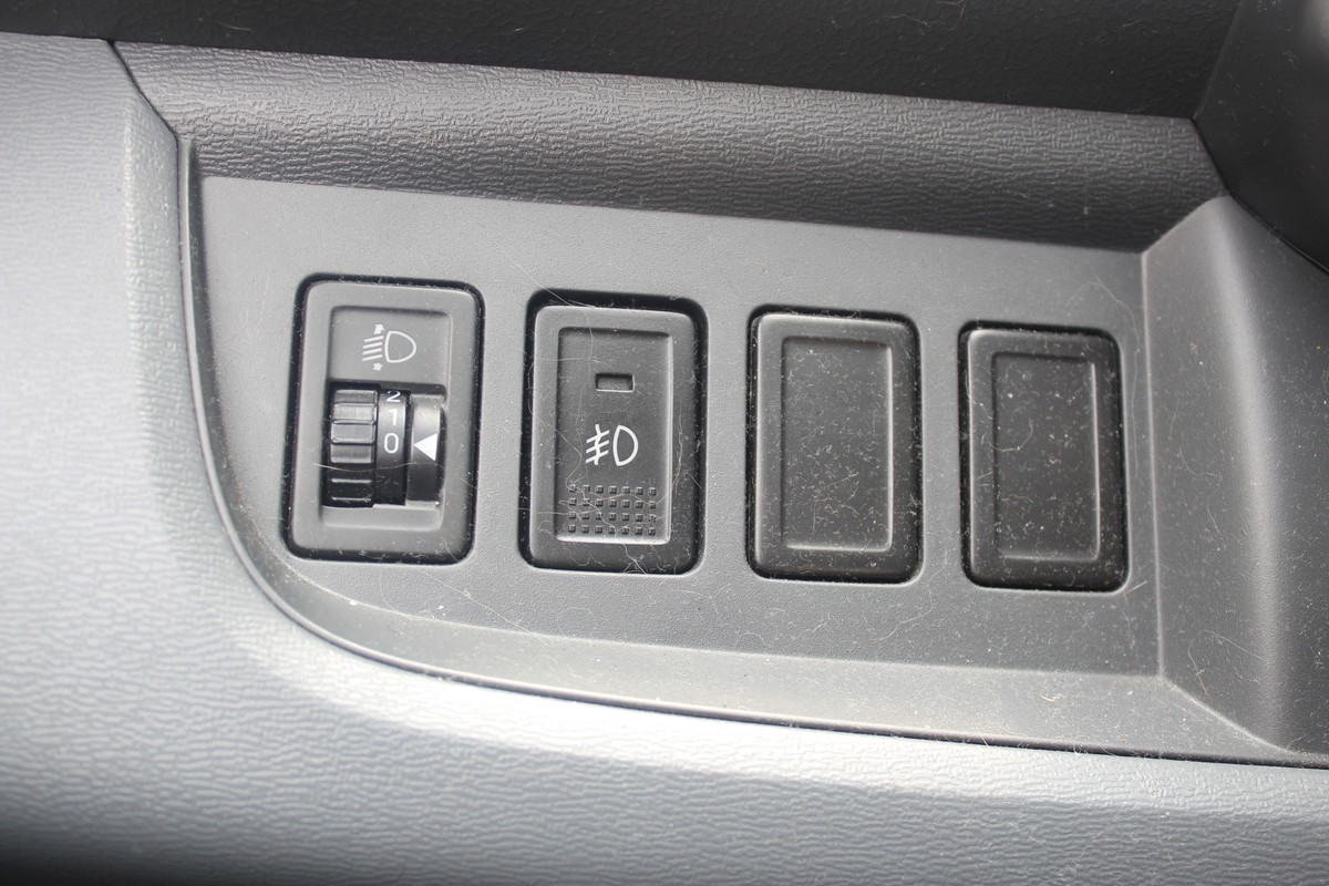 Nissan Pixo