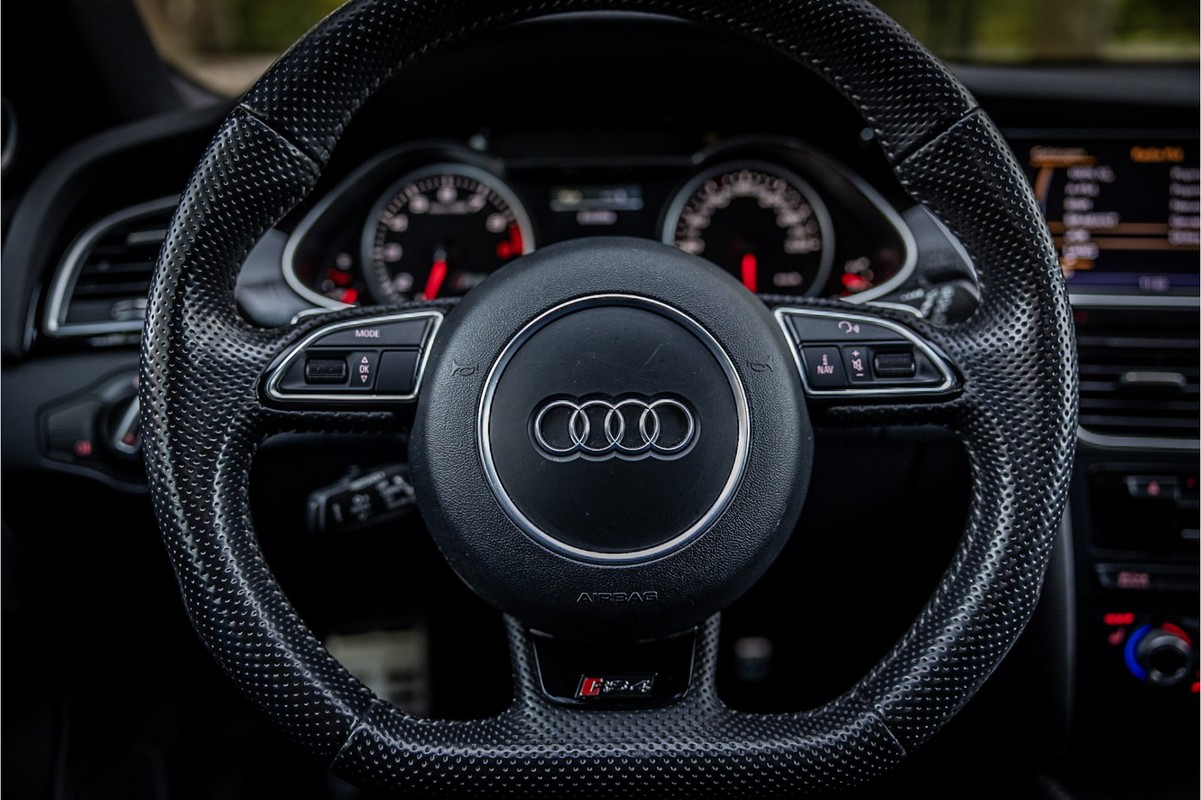 Audi RS4