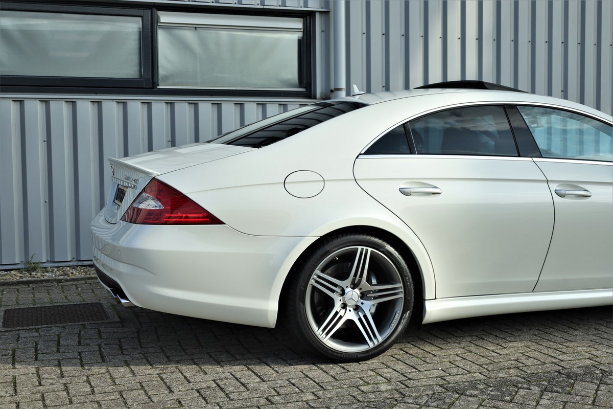 Mercedes-Benz CLS