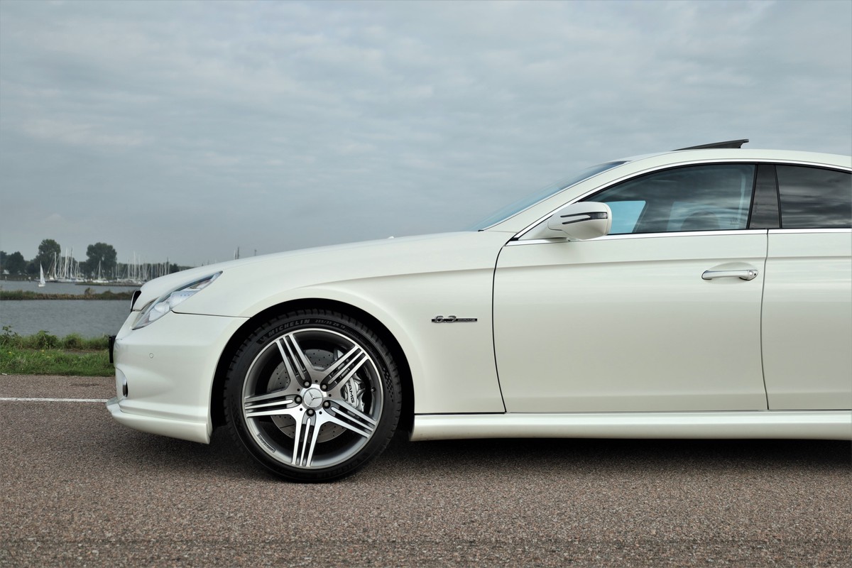 Mercedes-Benz CLS