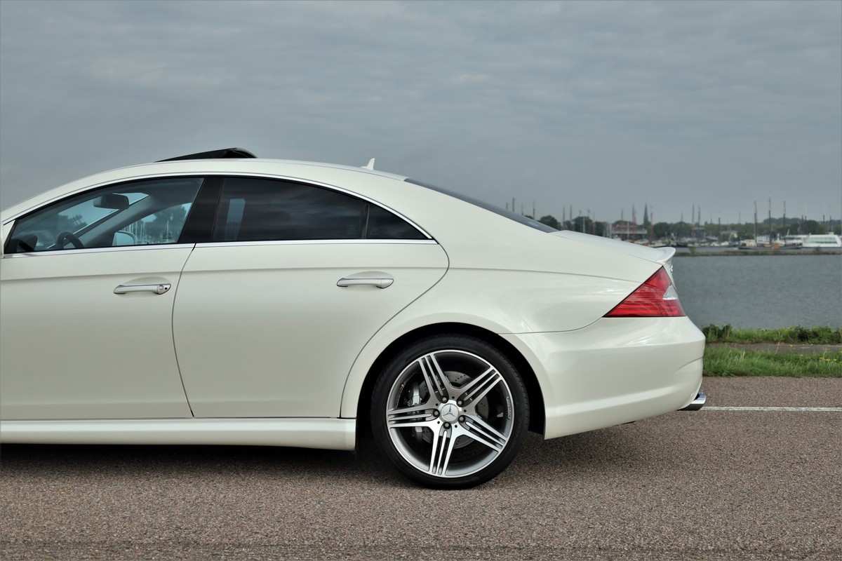 Mercedes-Benz CLS