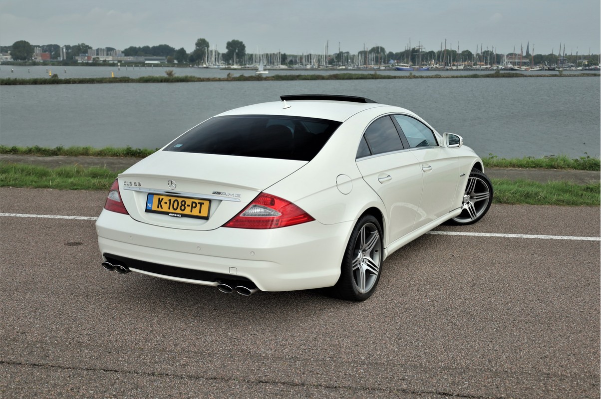 Mercedes-Benz CLS