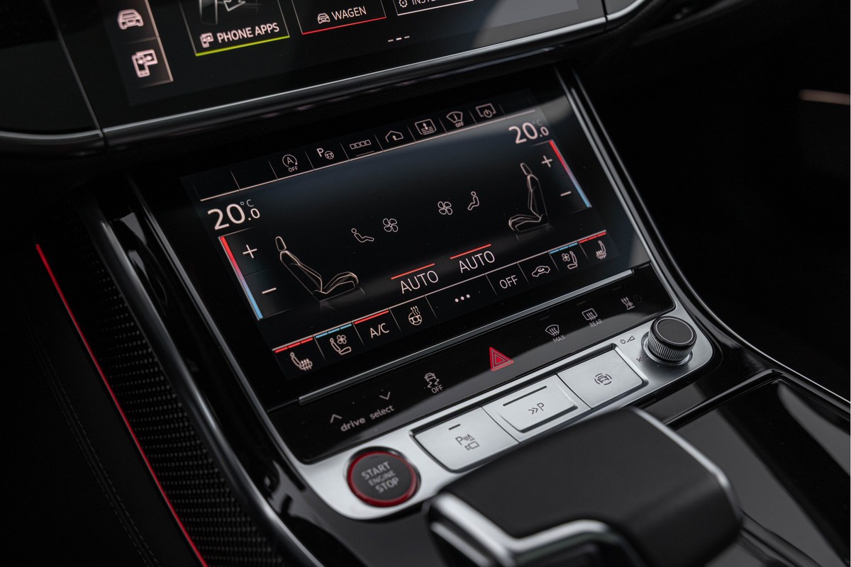 Audi S8