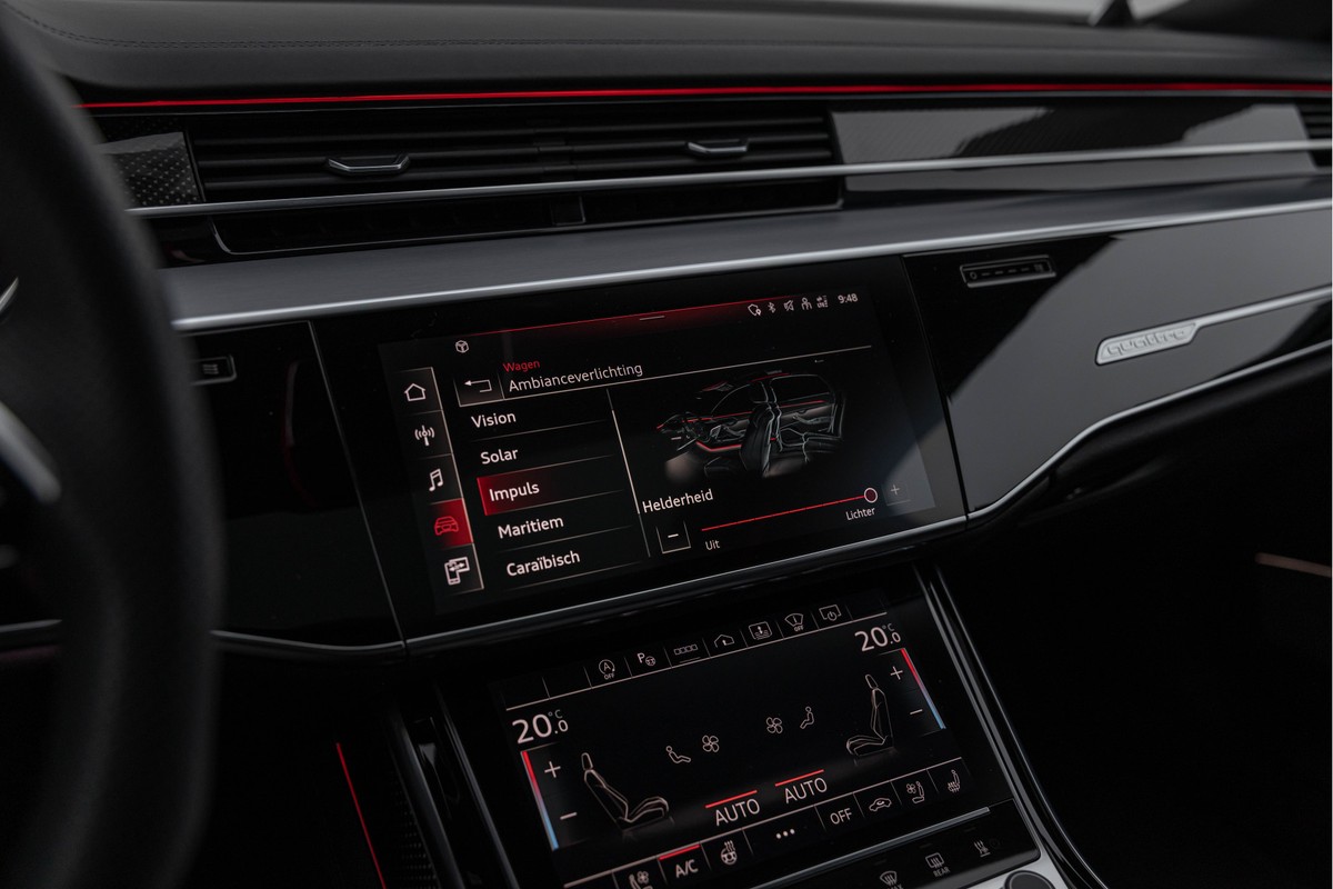 Audi S8