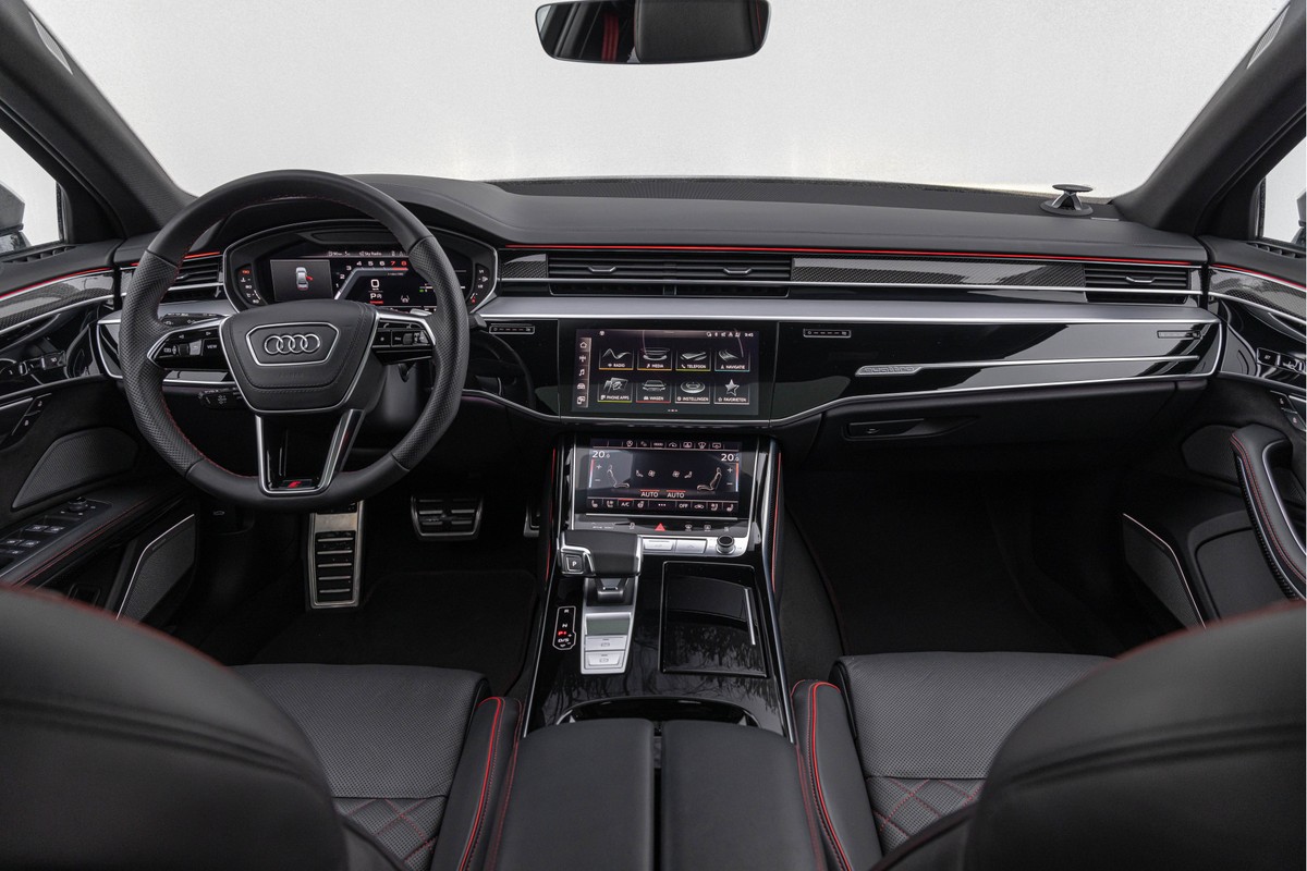 Audi S8