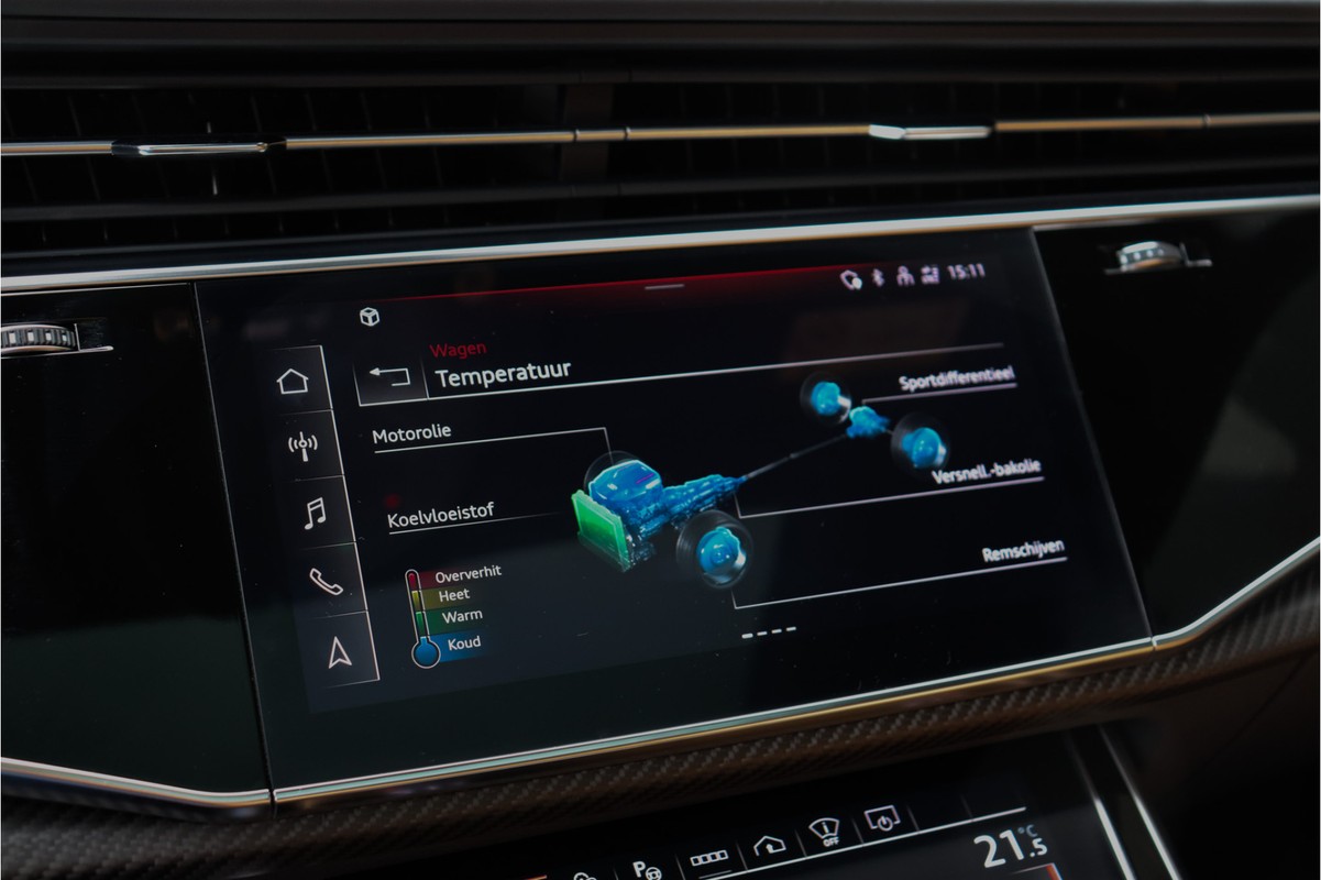 Audi RSQ8
