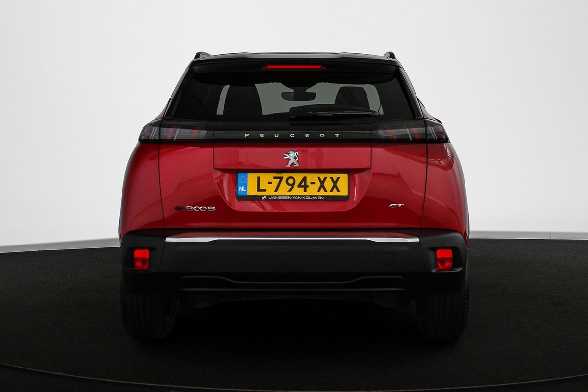 Peugeot e-2008