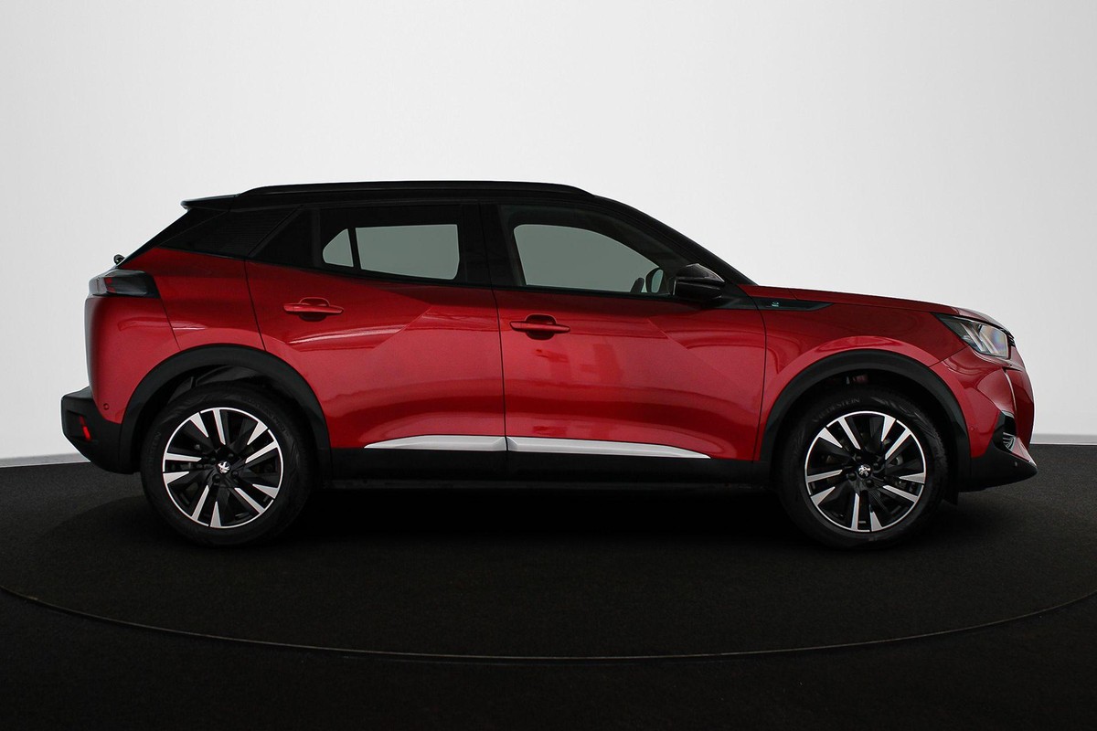 Peugeot e-2008