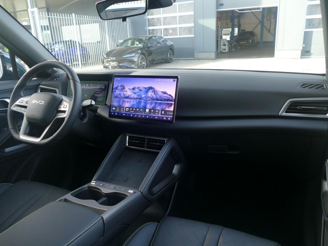BYD ATTO 2