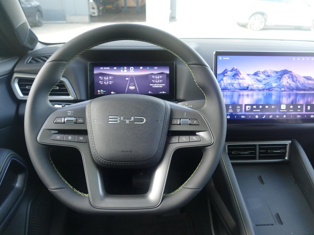 BYD ATTO 2