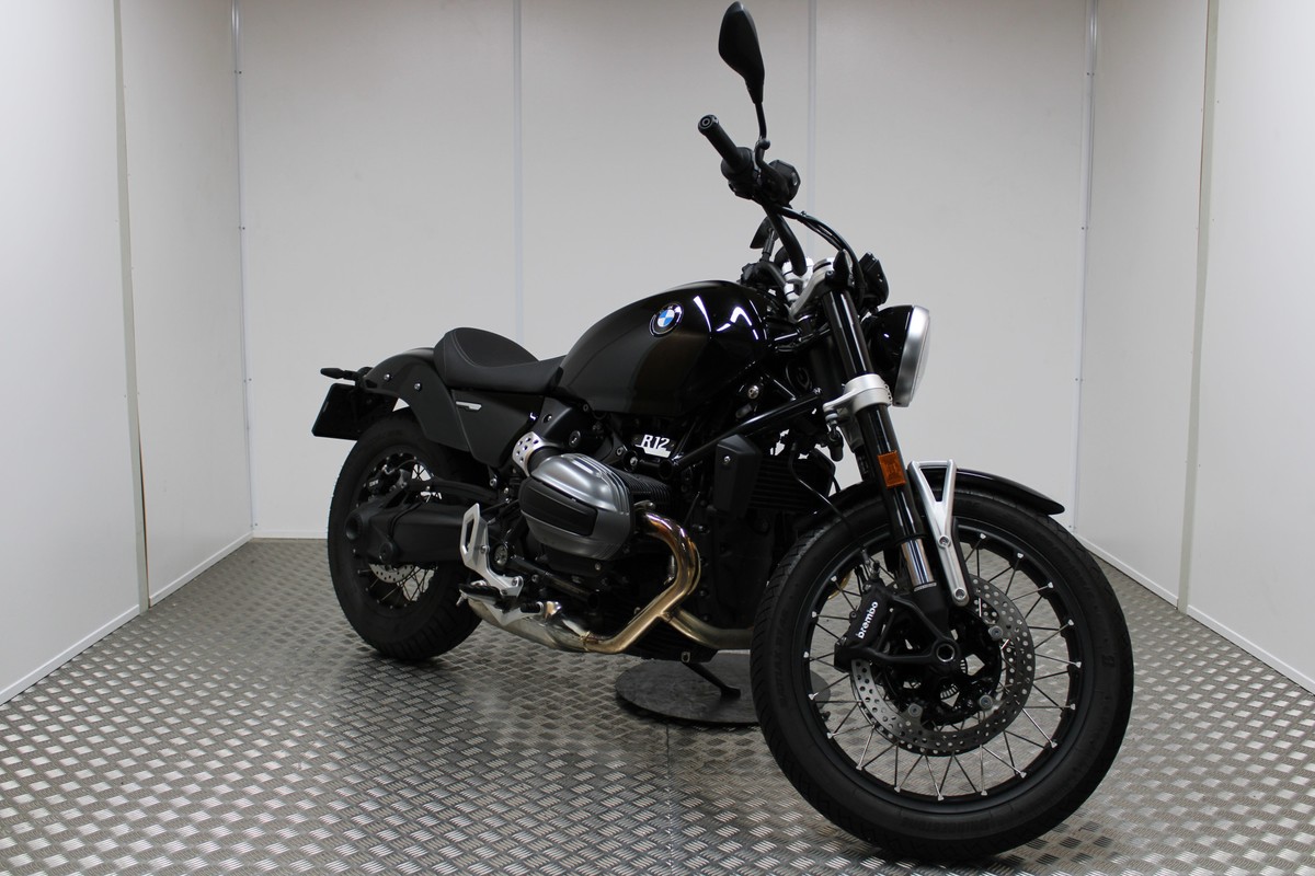 BMW R 12