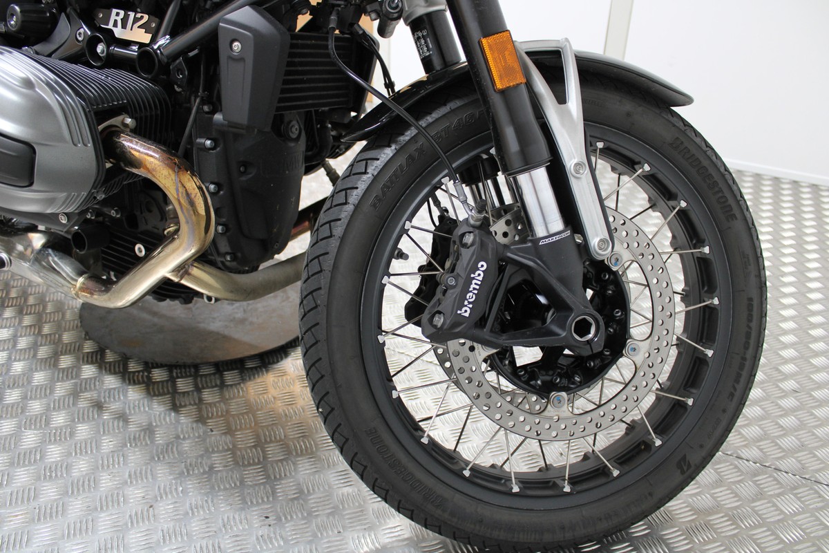 BMW R 12