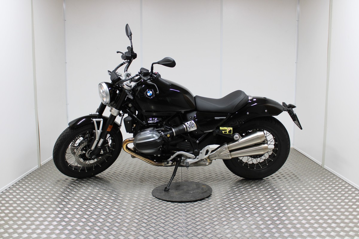 BMW R 12