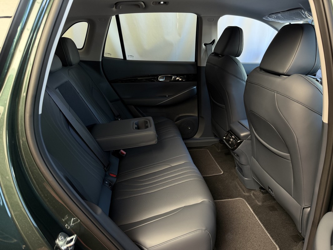 Geely E5
