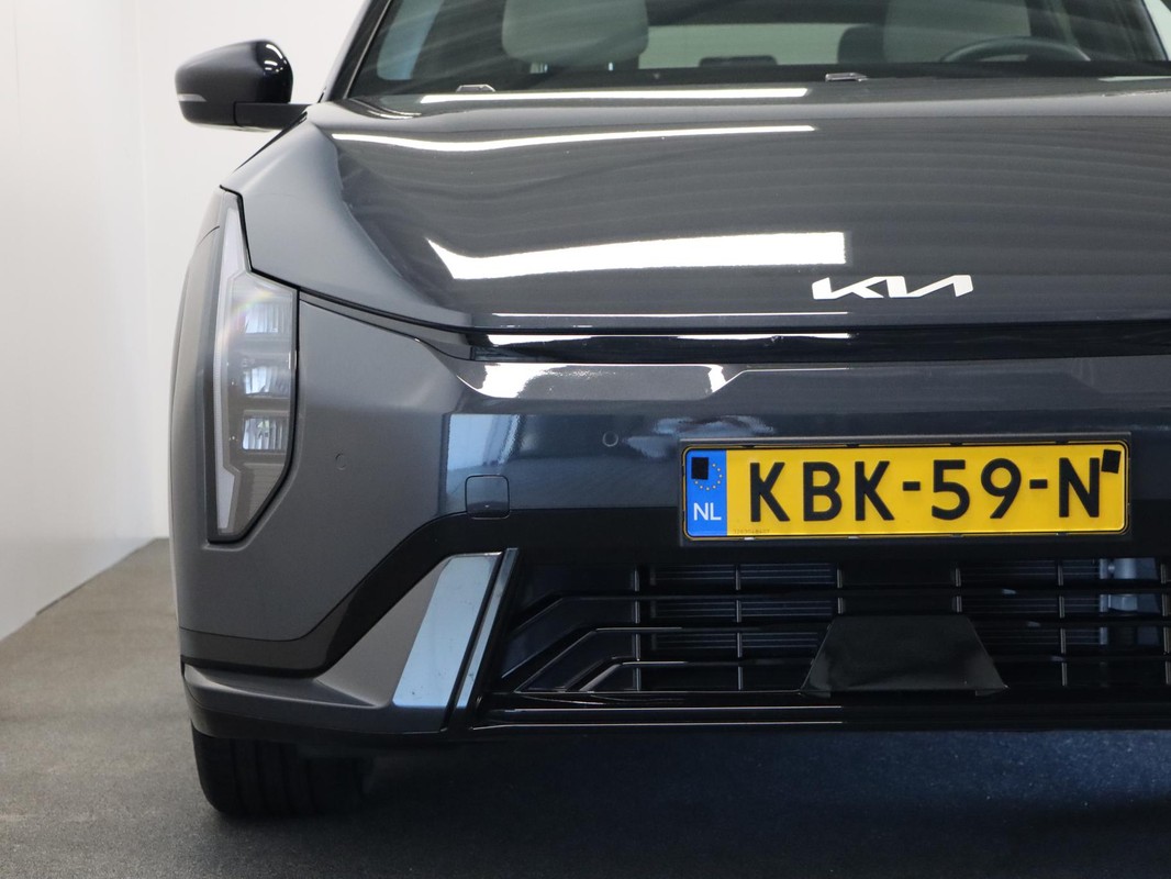 Kia EV4