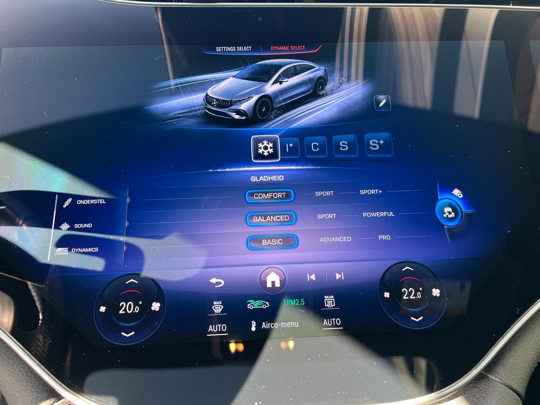 Mercedes-Benz EQS