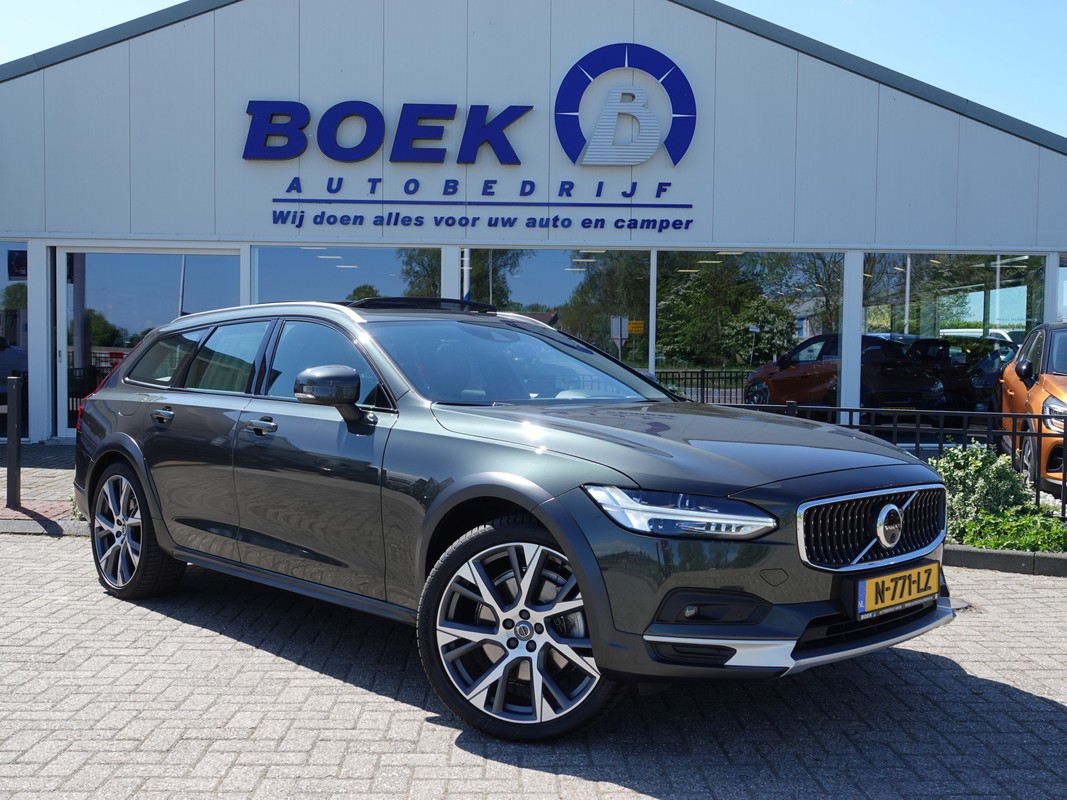 Volvo V90