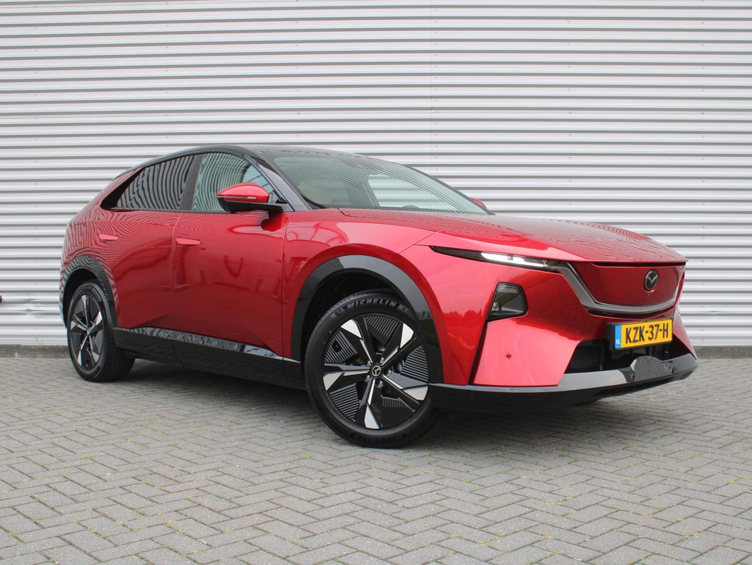 Mazda CX-6e