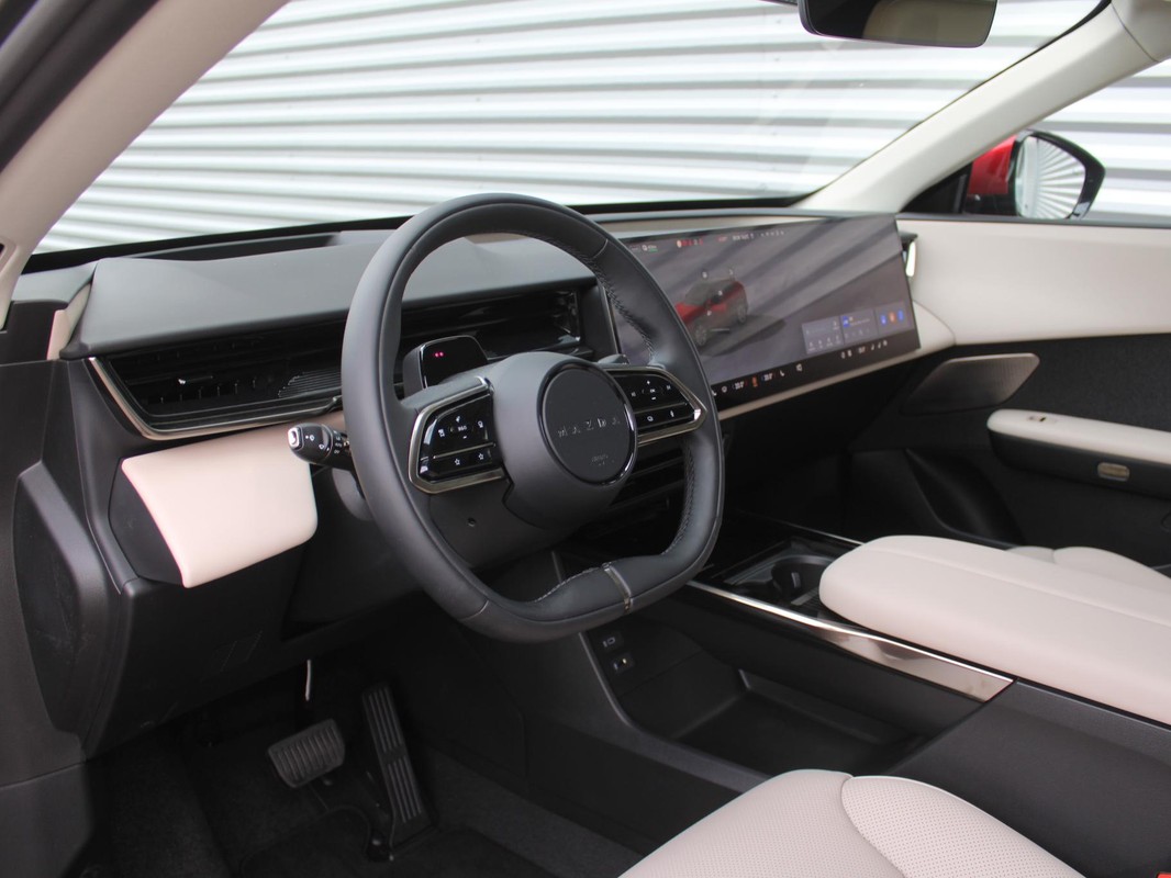 Mazda CX-6e
