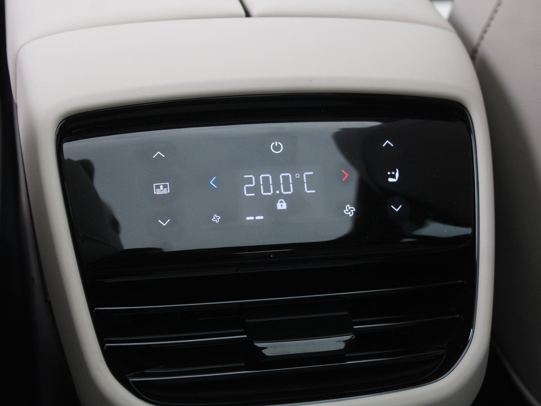 Mazda CX-6e