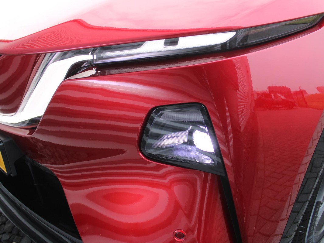 Mazda CX-6e