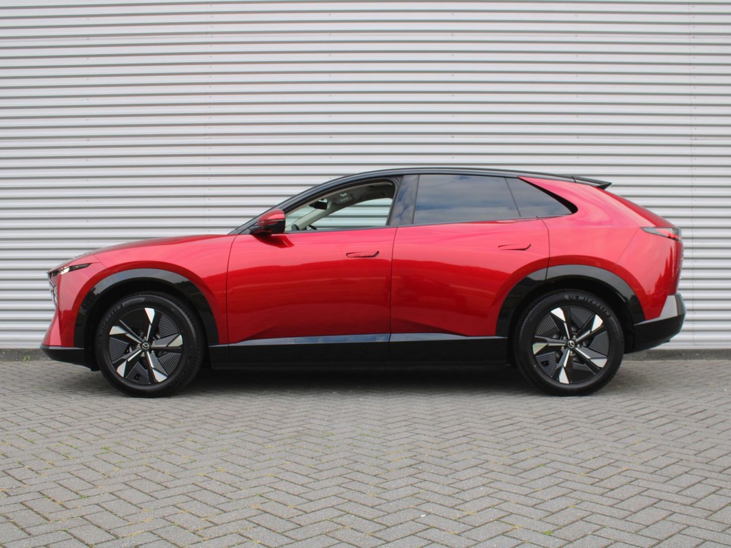 Mazda CX-6e