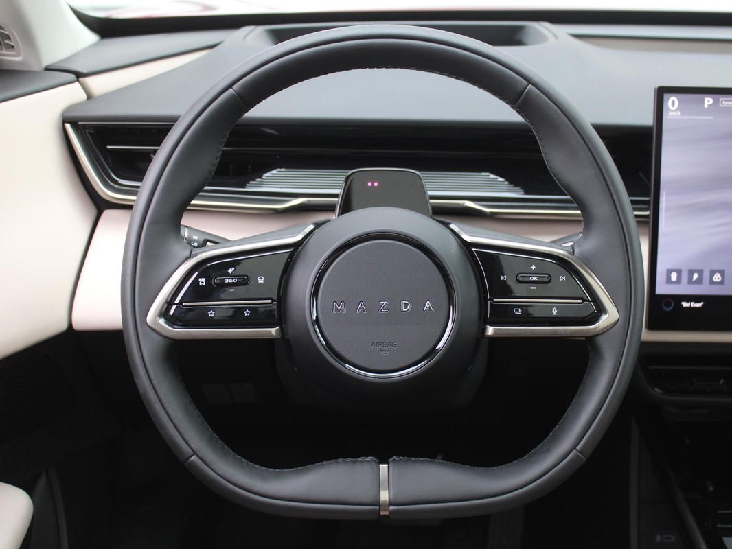 Mazda CX-6e