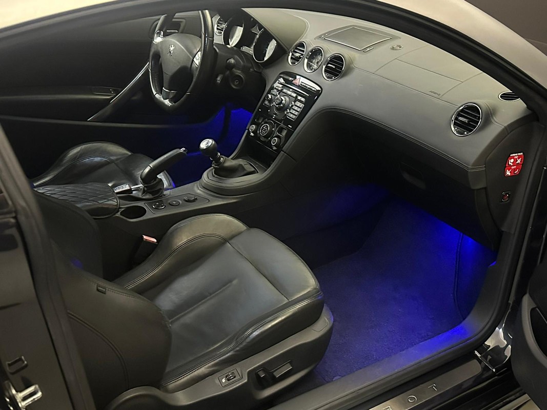 Peugeot RCZ