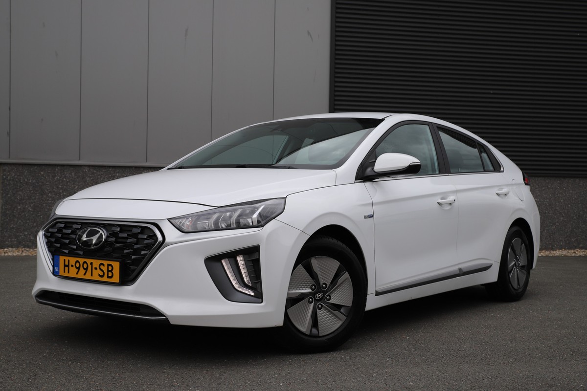 Hyundai IONIQ