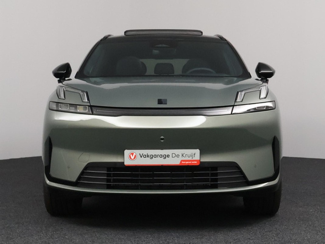 Lynk & Co 08