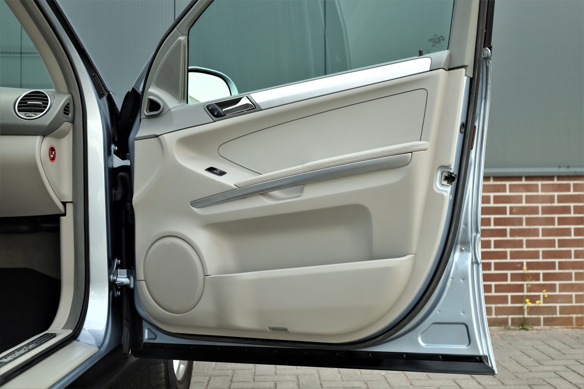 Mercedes-Benz M-Klasse