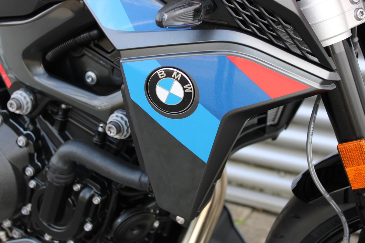 BMW F 900 R
