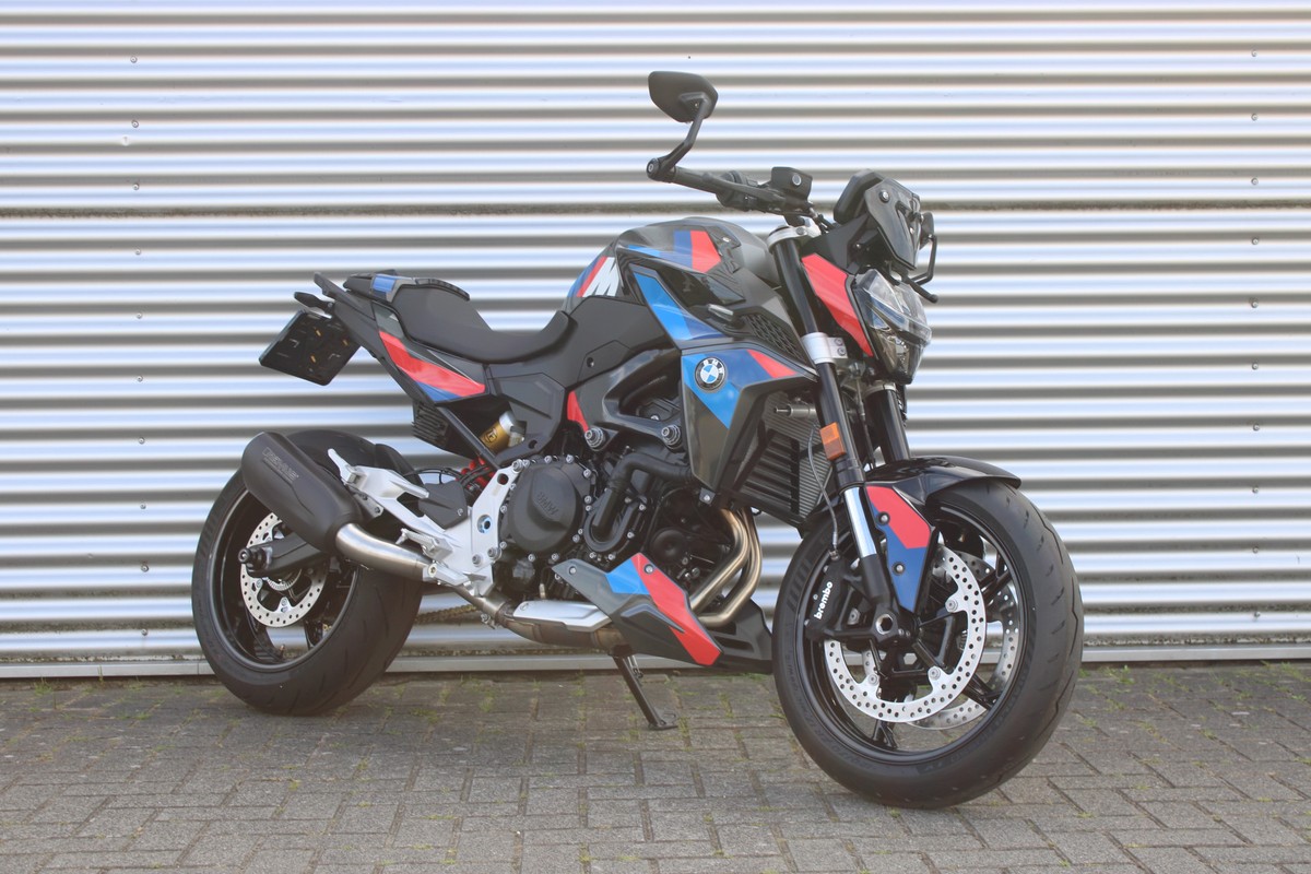 BMW F 900 R
