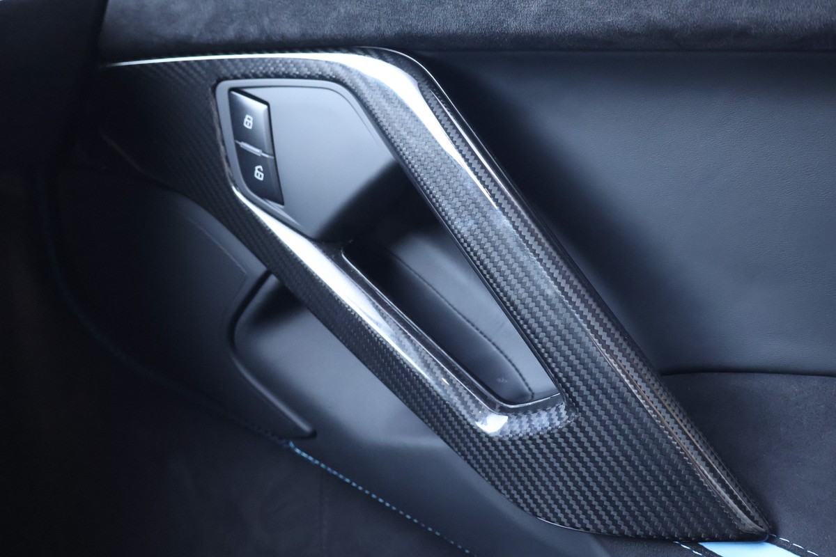 Lamborghini Aventador