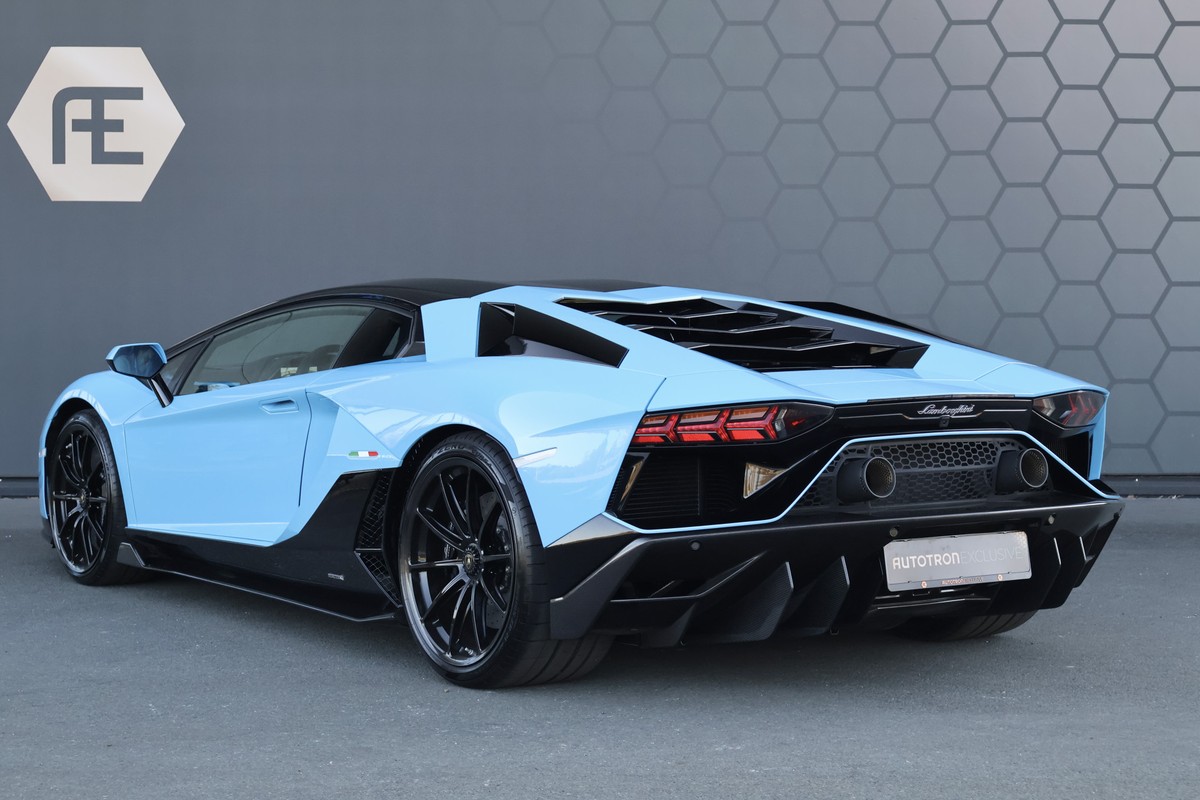 Lamborghini Aventador