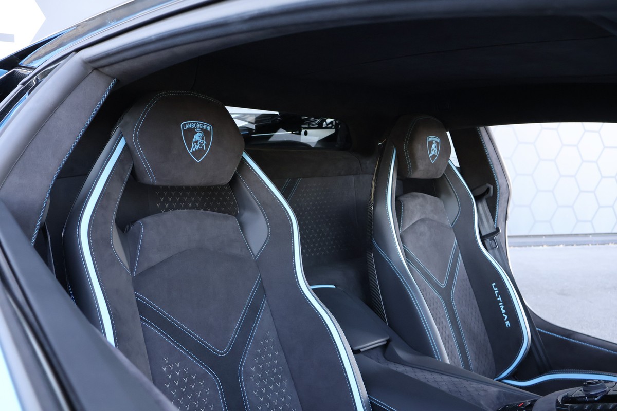 Lamborghini Aventador