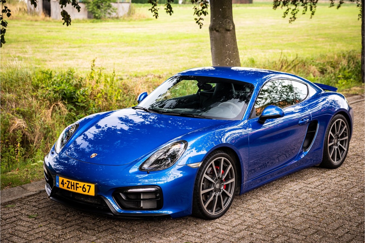 Porsche Cayman